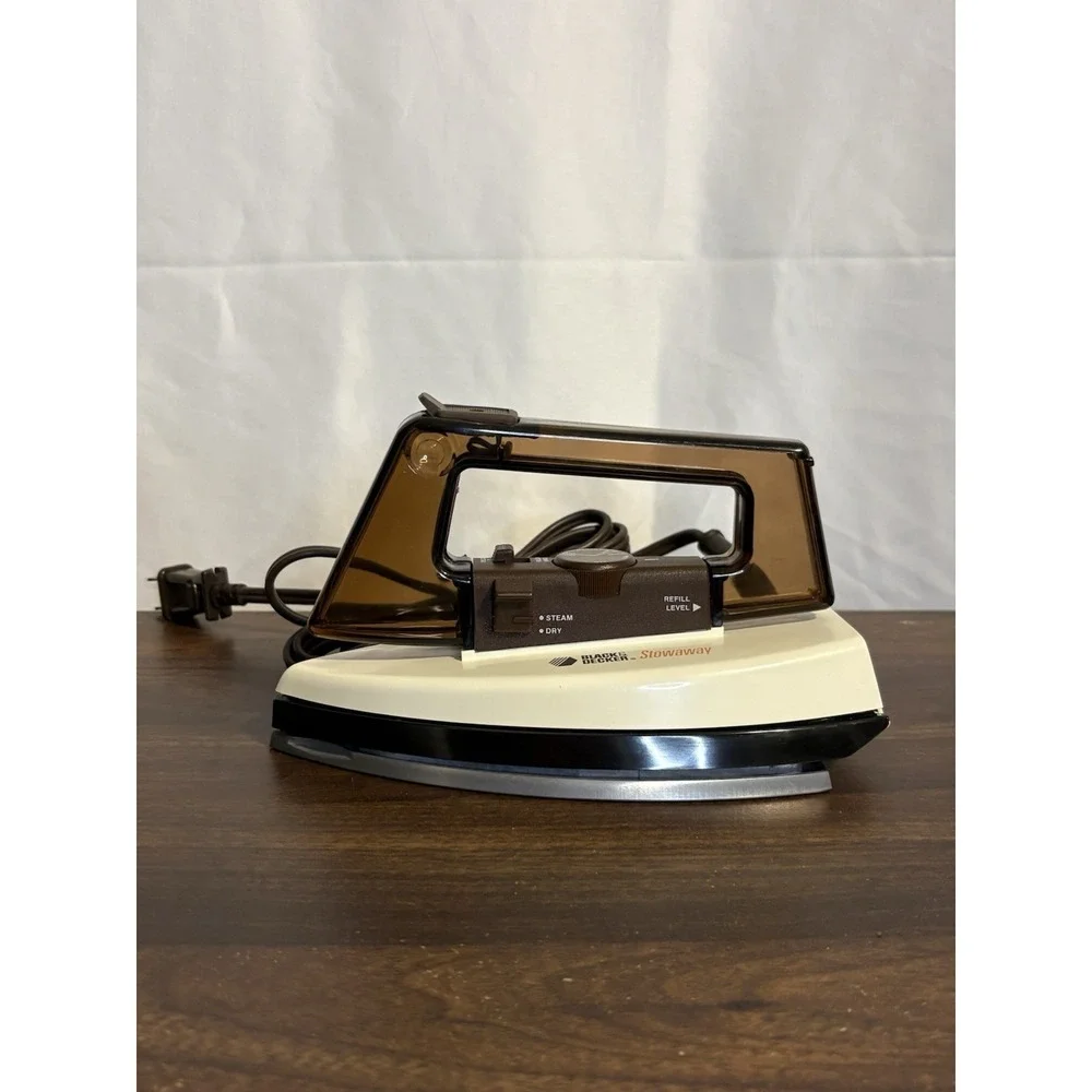 VintageBLACK+DECKER Stowaway Corded Adjustable Steam Iron, Steam, Folding Handle
